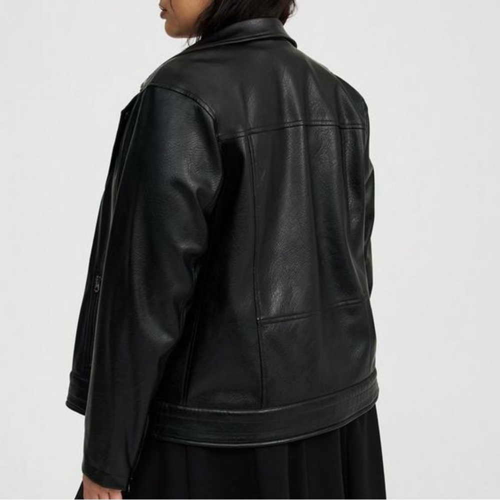 NWOT TORRID BLACK TEXTURED RELAXED MOTO FAUX LEATHER JACKET CASUAL - Picture 5 of 11